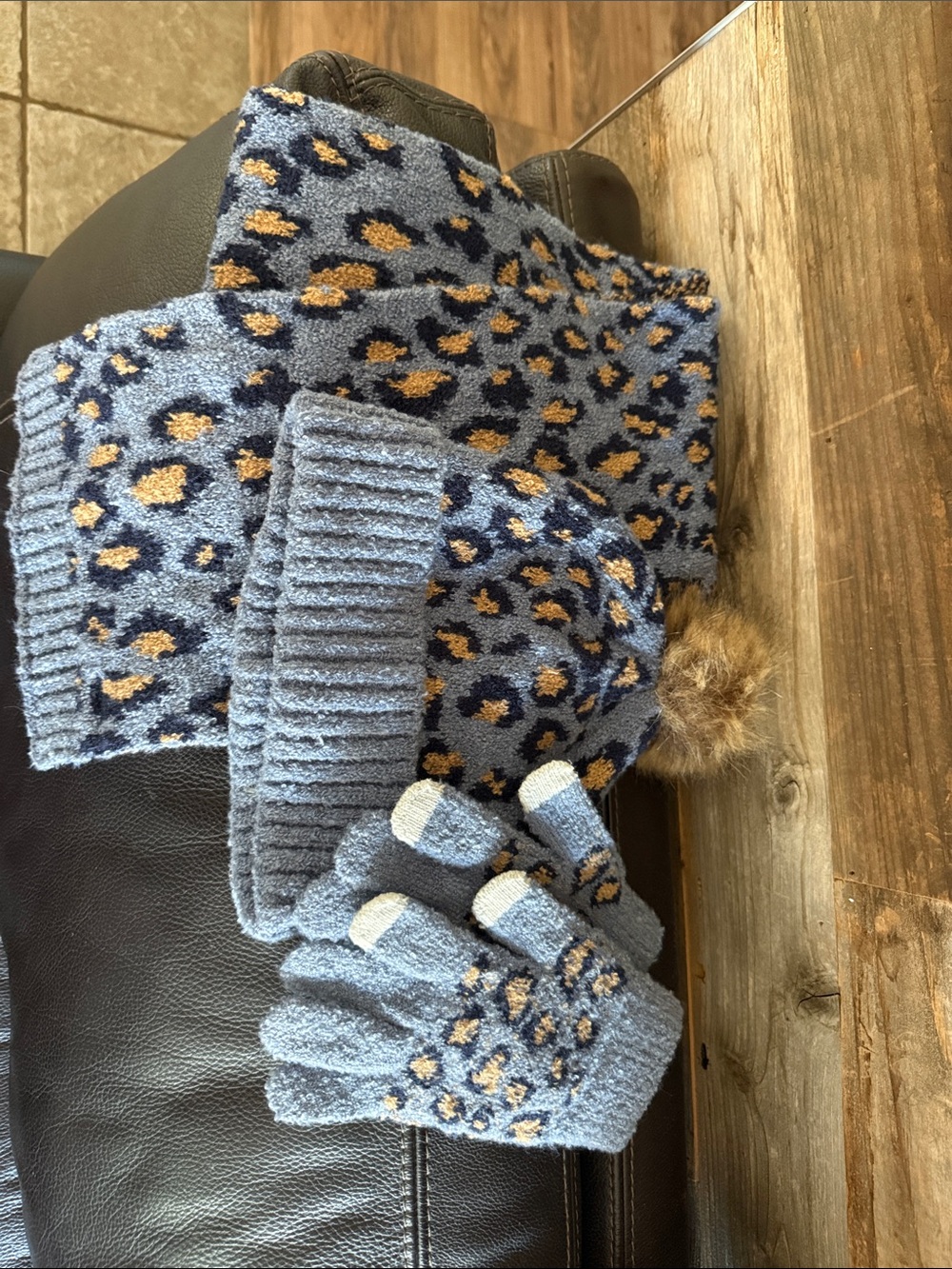 Joan Vass Light Blue Leopard Print Knit Hat, Scarf & Gloves Set